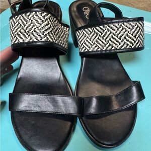 Cato Black and Cream Woven Sandals